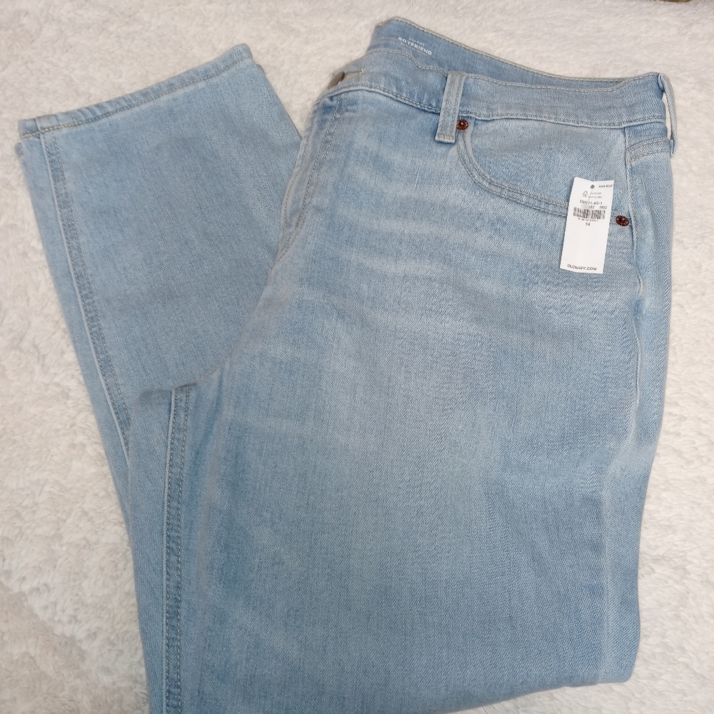 Old Navy Mid-Rise Built-In Warm Boyfriend Jeans